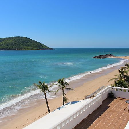 Hotel Quijote Inn Mazatlan Exterior photo